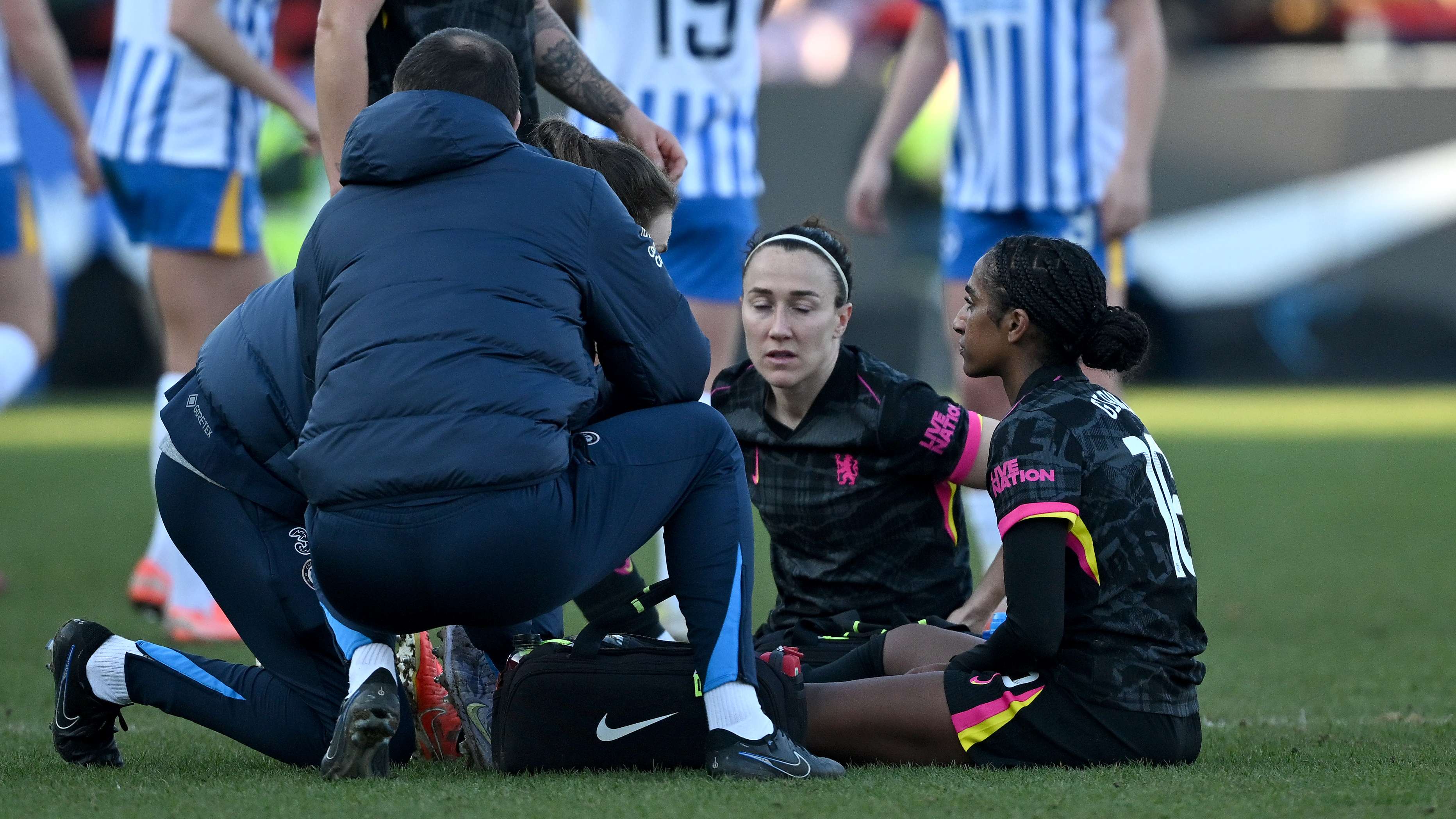 球员之间的 球员之间的